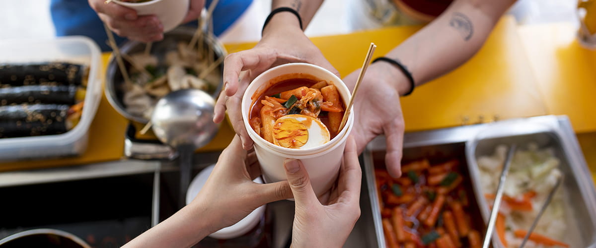 Чем фудхолл отличается от фудкорта